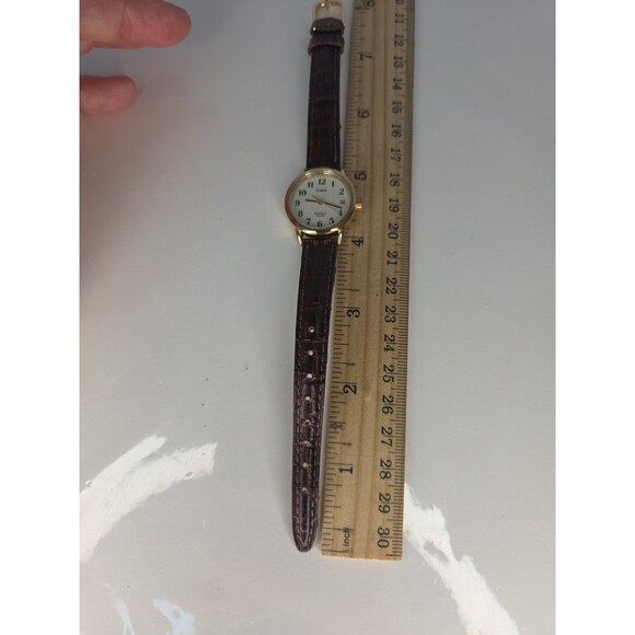 Timex Indiglo Watch GoldTone 25mm Date Brown Leather Strap WR 30M Womens Classic - Picture 7 of 7